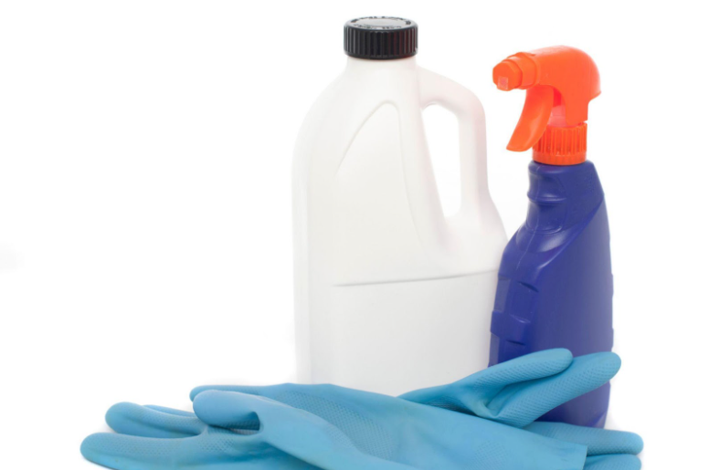 HOMEMADE CLEANING SUPPLIES